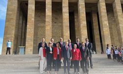 Doğa Sigorta Cumhuriyetin 100. Yılına ithafen Anıtkabir ziyaretini gerçekleştirdi.