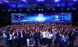 100 yıllık sigorta, 100 yılın liderleriyle toplandı