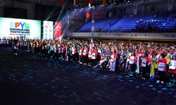 AXA Türkiye, “Engel Tanımam” dedi, gençlerin yanına koştu!