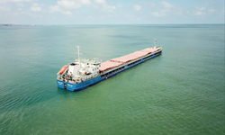 ABD’den Hürmüz mesajı: Ticari gemilere sigorta ve askeri eşlik seçeneği