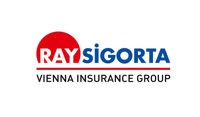 Ray Sigorta acenteleriyle birlikte Milli'lerin yanında