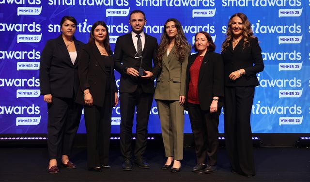 Türkiye Sigorta, Smart-i Awards’ta sahneden inmedi!