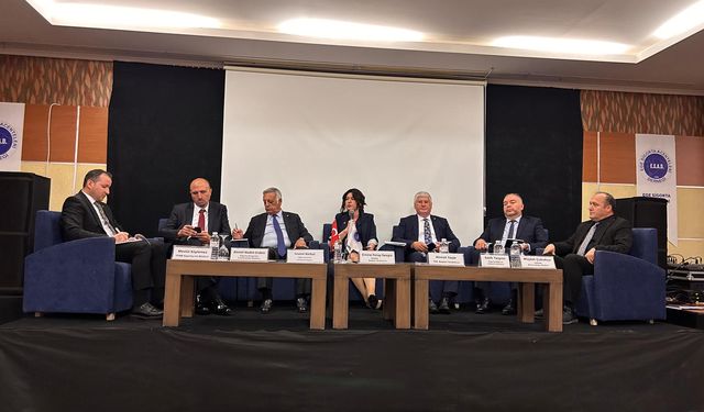 Sigorta sektörü Kuşadası'nda bir araya geldi