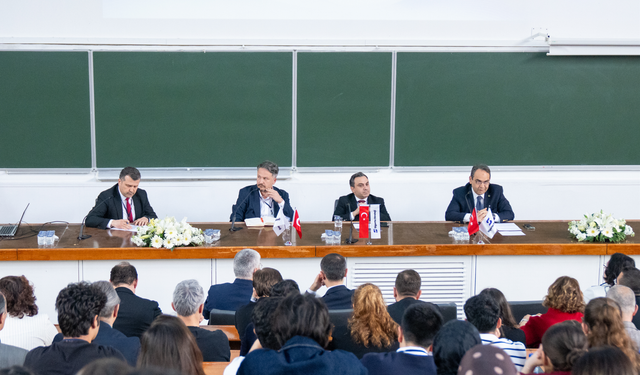 Sektör, akademi ve öğrenciler sigorta zirvesinde buluştu