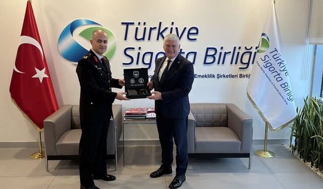 Trafik güvenliğinde ortak sorumluluk: Jandarma’dan TSB’ye üst düzey ziyaret