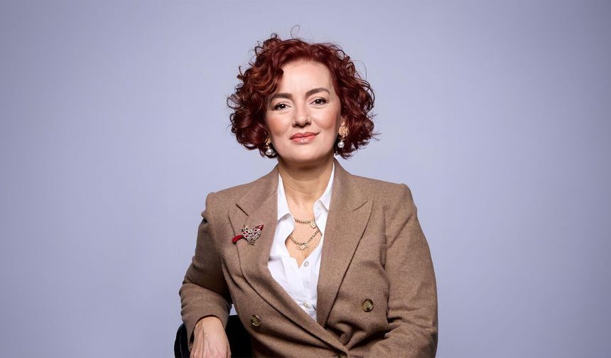 Anadolu Sigorta sanatın yanında: Yüzyıllık imza kostümleri tiyatrolarla buluşuyor