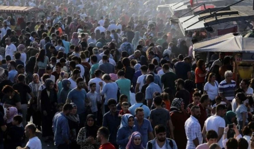 Beklenen yaşam süresi 78,5 yıla çıktı: Eğitim seviyesi ömrü uzatıyor